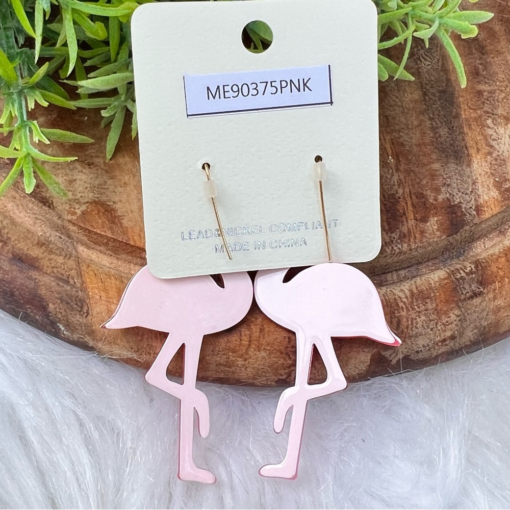 Flamingo Pink Large Statement Earrings New Boutique - Picture 5 of 8